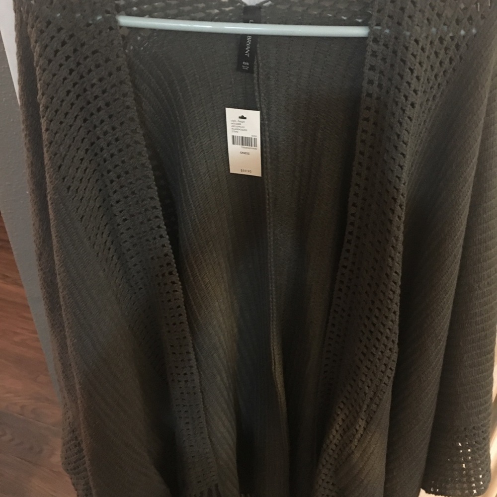 O/S poncho/cardigan